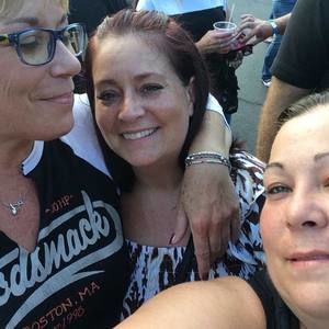 Meet your Posher, Tracy